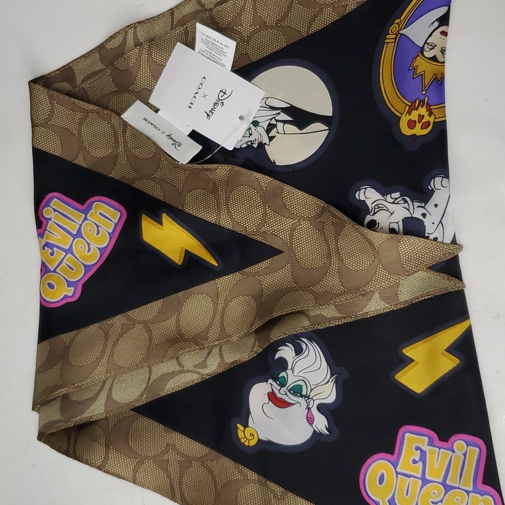 100% silk Coach CD142 Disney X Coach Signature Villains Print Silk Diamond Scarf